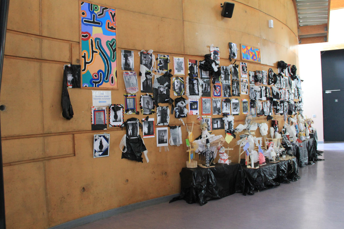 dans_lombre_delepouvantail_expo_23