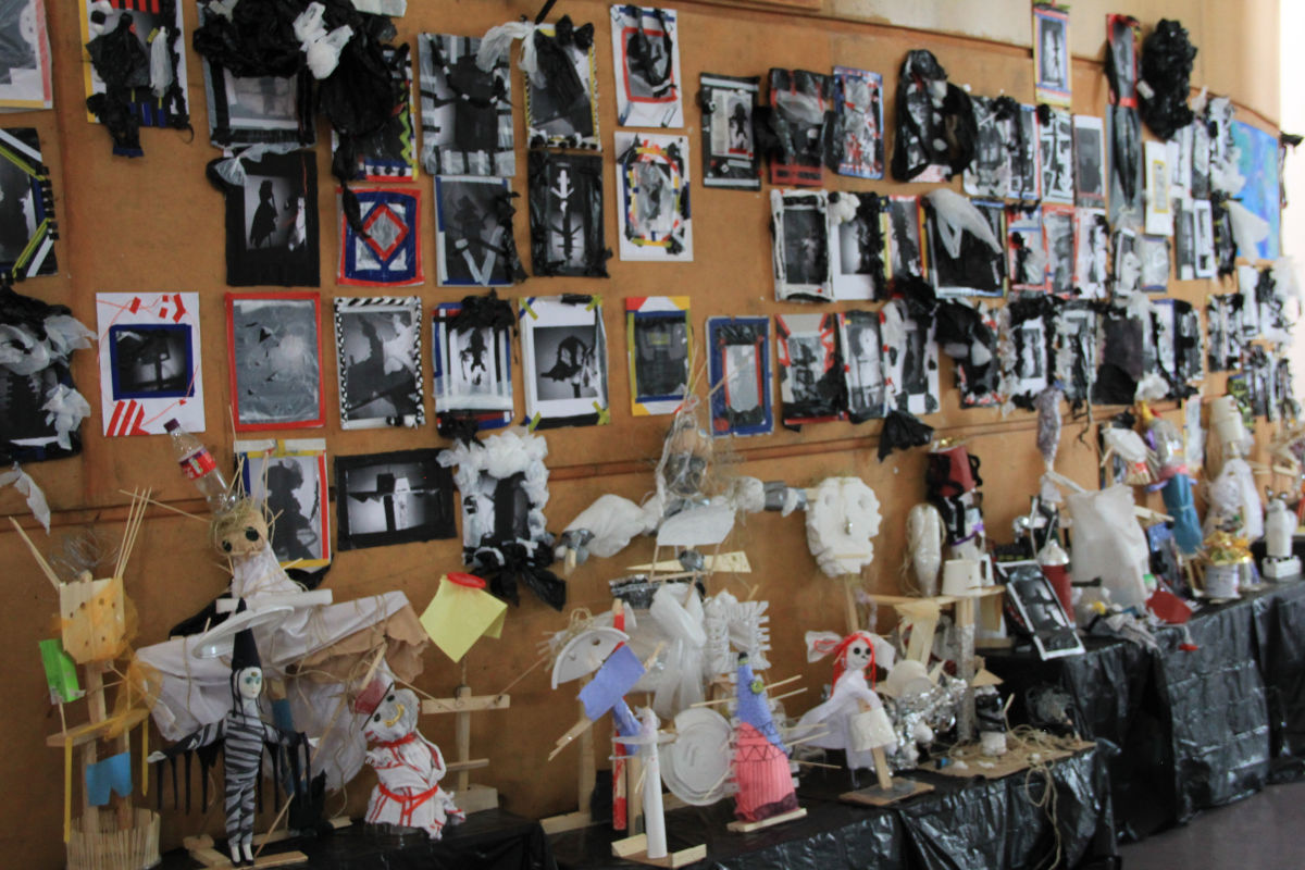 dans_lombre_delepouvantail_expo_3